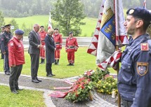 Landeshauptfrau Johanna Mikl-Leitner und Bundesminister Gerhard Karner bei der Gedenkveranstaltung in Annaberg.