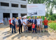 Baustellenbegehung beim Biomasseheizkraftwerk in Krems.