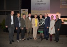 Feierten 50 Jahre Personalvertretung in Niederösterreich: Wolfgang Strasser, Geschäftsführer der Messe Tulln, Belinda Kalab (Berufsschulen), Regina Pribitzer (Landwirtschaftliche Fachschulen), Helmut Ertl (Pflichtschulen), Landeshauptfrau Johanna Mikl-Leitner, Bildungs-Landesrätin Barbara Schwarz, Landesschulrats-Präsident Johann Heuras, Eva-Maria Teimel (AHS) und Roland Gangl (BMHS) (v.l.n.r.)