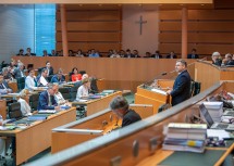 Mit seiner Budgetrede hat NÖ-Finanzlandesrat Ludwig Schleritzko heute die zweitägigen Beratungen zum NÖ Landesbudget eröffnet.
