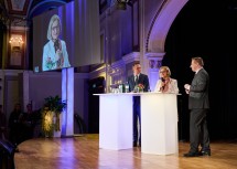 Beim Tourismusempfang der Region Wienerwald zeigte sich Landeshauptfrau Johanna Mikl-Leitner überzeugt: „Wir werden Niederösterreich weiter Wachstum verleihen, vor allem, wenn unsere Fachkräfte in Tourismus und Hotellerie weiterhin mit so viel Liebe und Überzeugung für unsere Gäste da sind.“