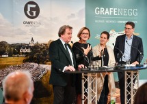Präsentierten das Programm für das Grafenegg Festival 2020: Festivalleiter Rudolf Buchbinder, Landeshauptfrau Johanna Mikl-Leitner, Konstantia Gourzi, Composer in Residence, und Geschäftsführer Philipp Stein (v.l.n.r.)