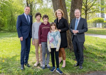 Tourismus und Sportlandesrat Jochen Danninger, Bildungslandesrätin Christiane Teschl-Hofmeister und Erich Moser, Obfrau-Stellvertreter der Fachgruppe Hotellerie in der Wirtschaftskammer Niederösterreich.