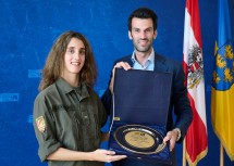 (v.l.n.r.) Eirini-Marina Alexandri, LH-Stv. Udo Landbauer