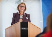 „Ihr seid eine Gemeinde, die seit jeher die Zukunft im Blick hat und trotzdem stolz auf ihre Wurzeln aufmerksam macht“, sagte Landeshauptfrau Johanna Mikl-Leitner bei ihrer Festrede.