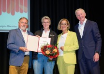 Sportunion NÖ Präsident Raimund Hager, Birgit Fürnkranz-Maglock, Landeshauptfrau Johanna Mikl-Leitner und Sportunion Österreich Präsident Peter McDonald.