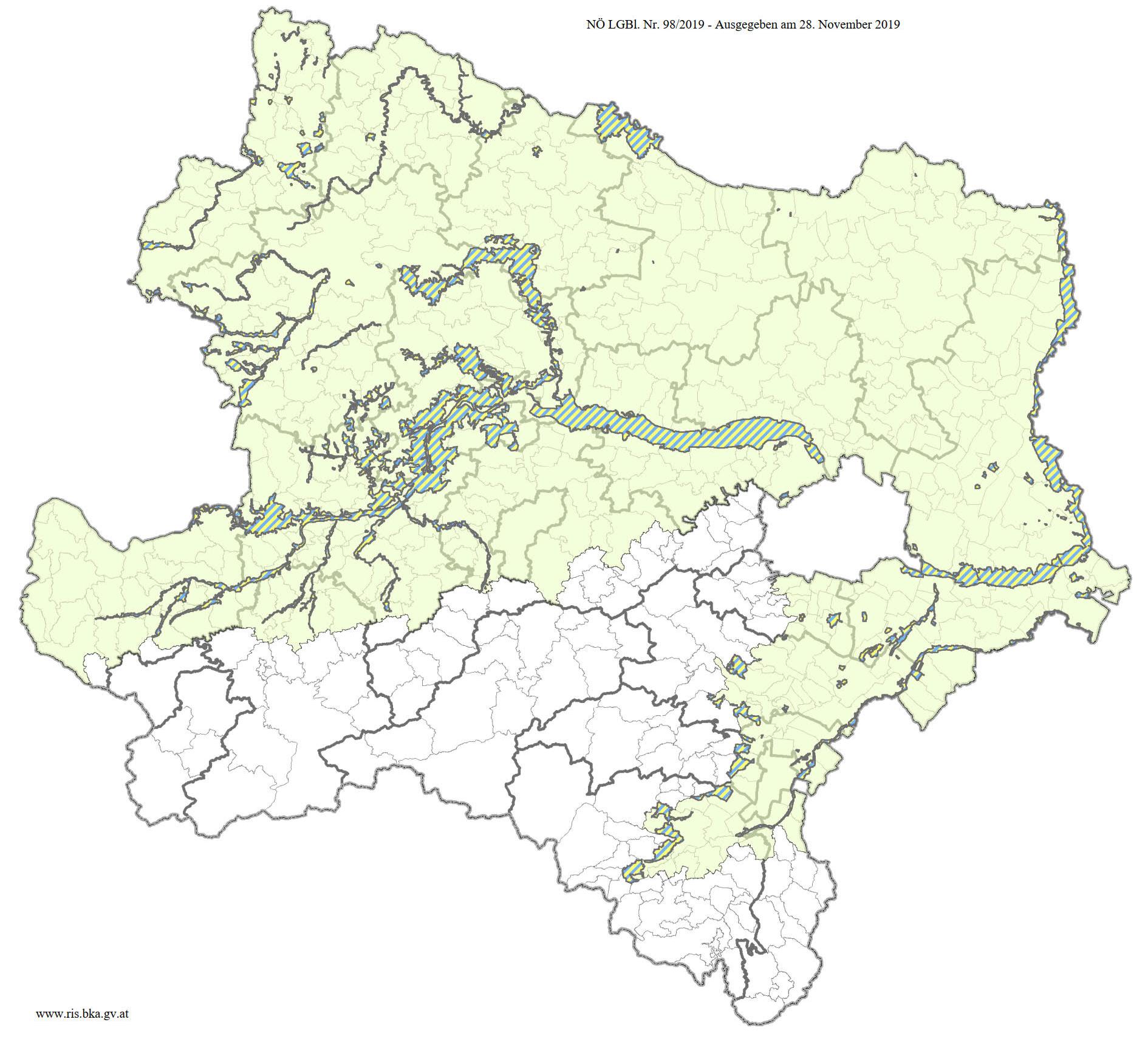 Geltungsbereich der NÖ Biberverordnung (grün) sowie Ausschlußflächen gemäß §1 Abs. 2 NÖ Biberverordnung (blau schraffiert)